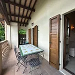 Tilla Villa *