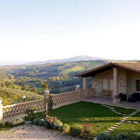 Tilla * Gualdo Cattaneo