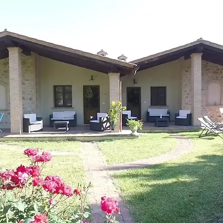 Tilla Gualdo Cattaneo