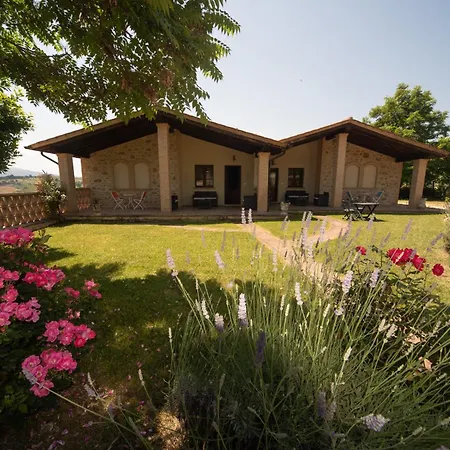 Tilla Villa